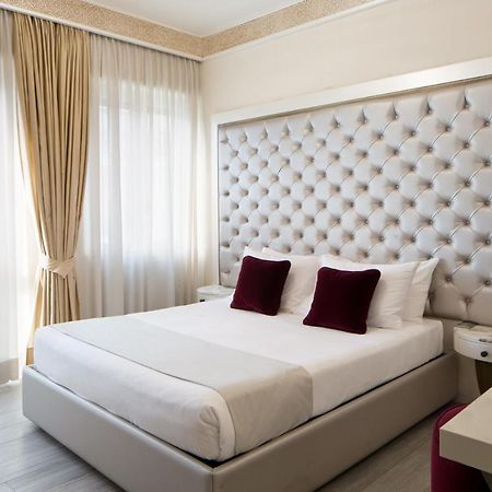 Suite Milano Duomo Exterior photo