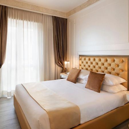 Suite Milano Duomo Exterior photo