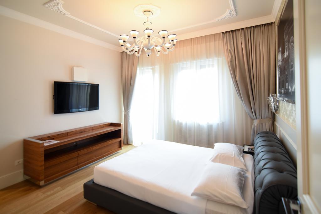Suite Milano Duomo Exterior photo