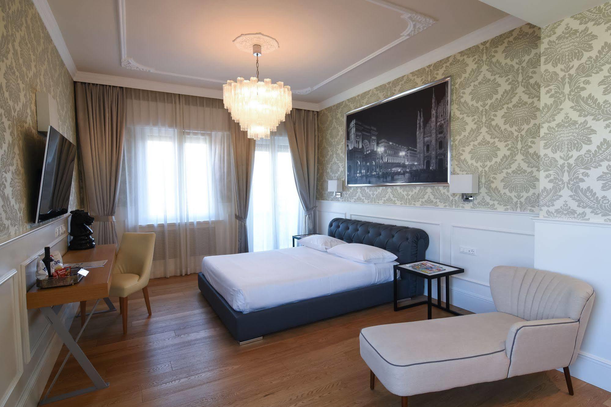 Suite Milano Duomo Exterior photo