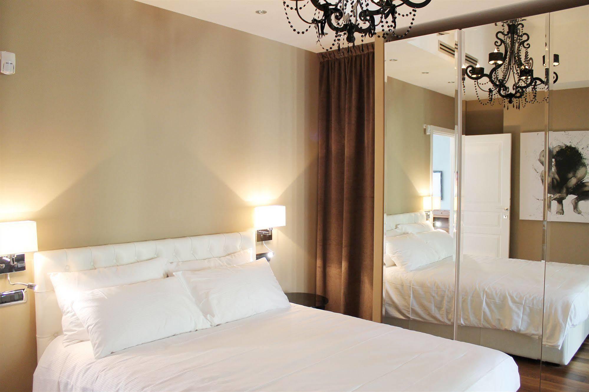 Suite Milano Duomo Exterior photo