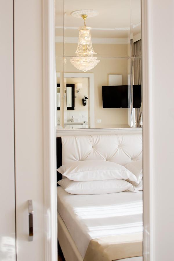 Suite Milano Duomo Exterior photo